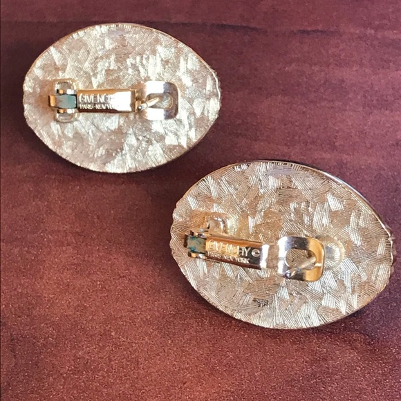 Givenchy oval crystal earrings - Picture 8 of 8